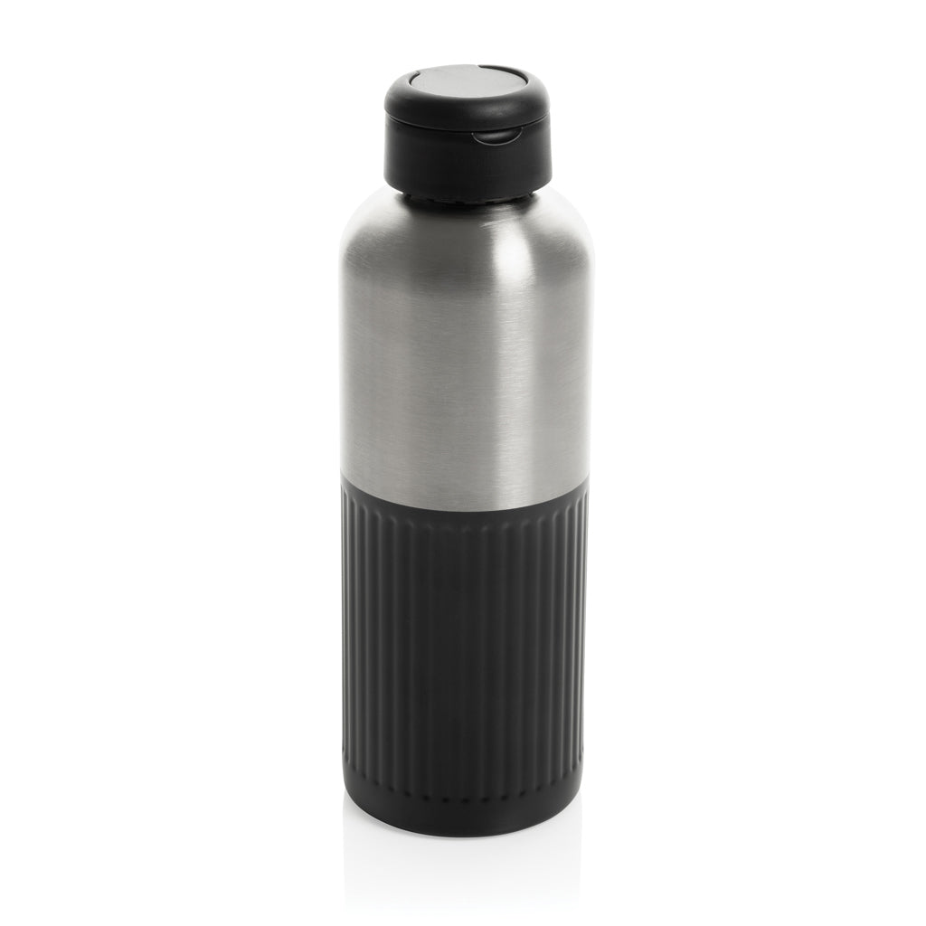 Waterfles 750 ml, geribbeld met handvat in de dop, zwart