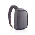 Crossbody tas van gerecycled PET en kunstleer, zwart