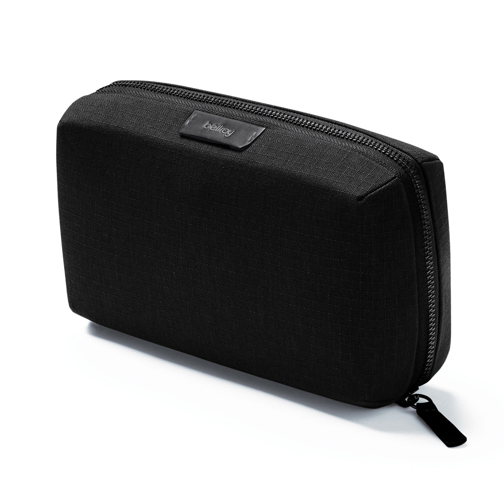 Reisaccessoire van gerecycled PET, zwart