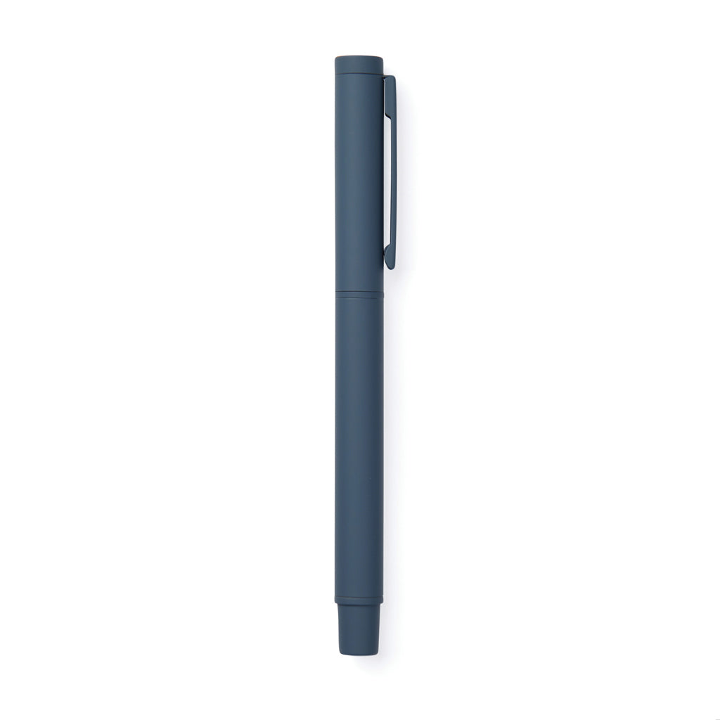 Metalen pen van gerecycled roestvrij staal, dunne punt, donkerblauw