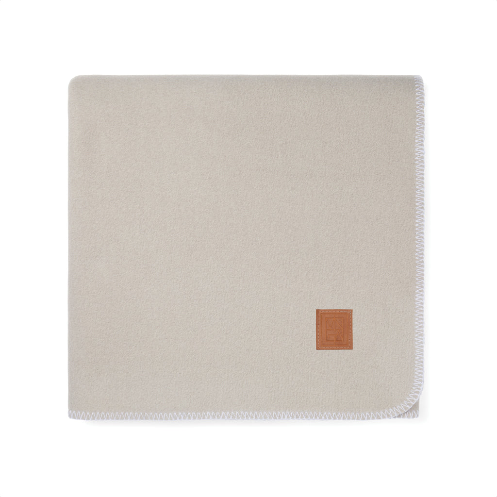 Tweekleurige deken van gerecycled polyester, 170x130 cm, beige