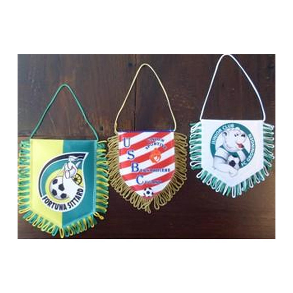 Autobaniertje met franje en koordje