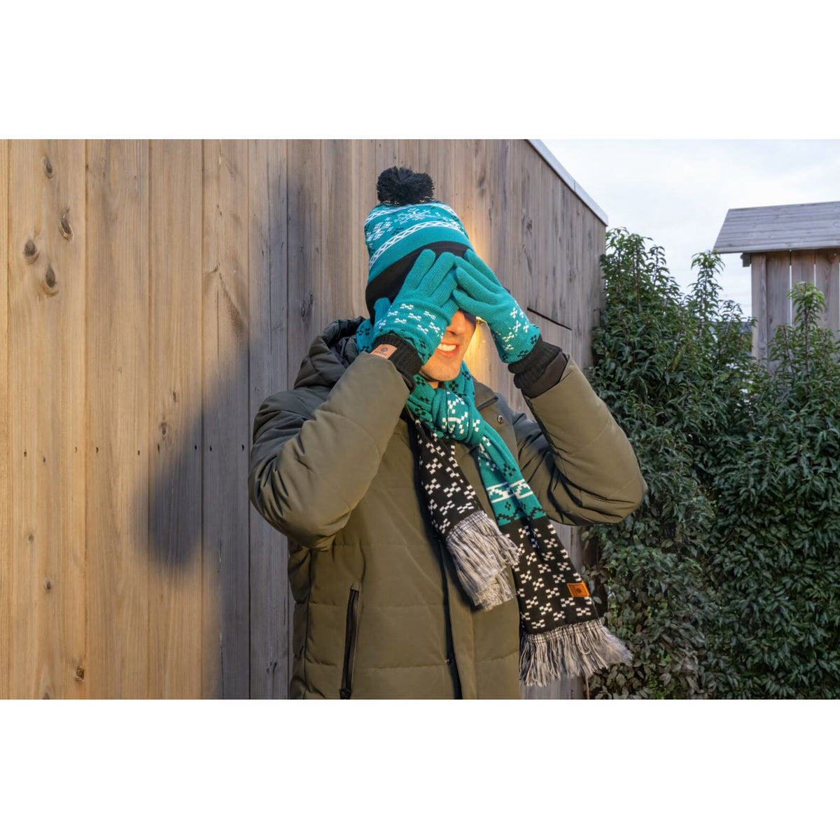 Winterset met sjaal, muts en handschoenen, foto 3